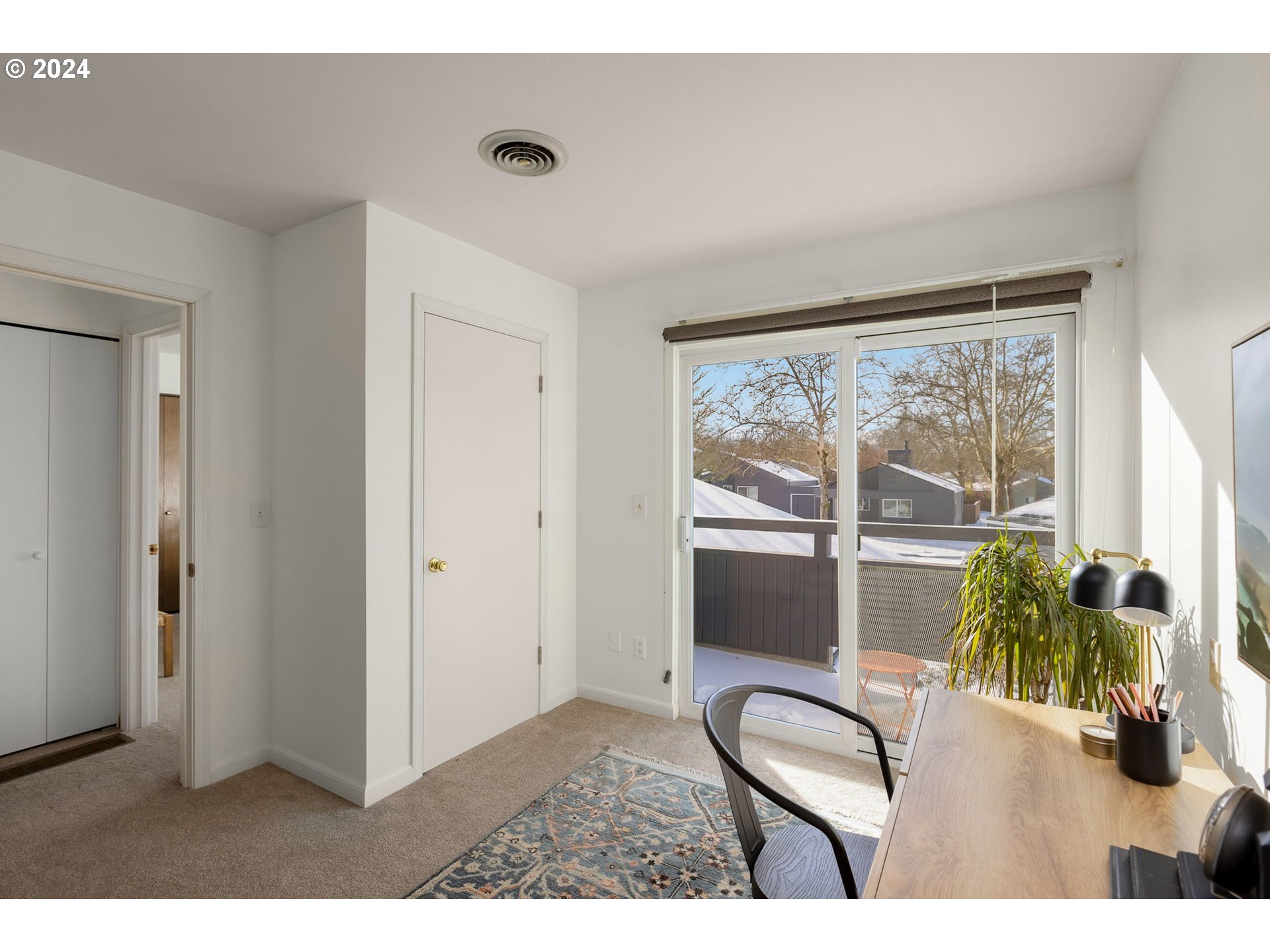 17633 NW ROLLING HILL LN