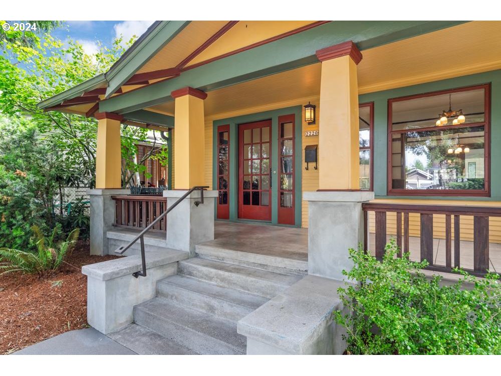 2220 NE 57TH AVE