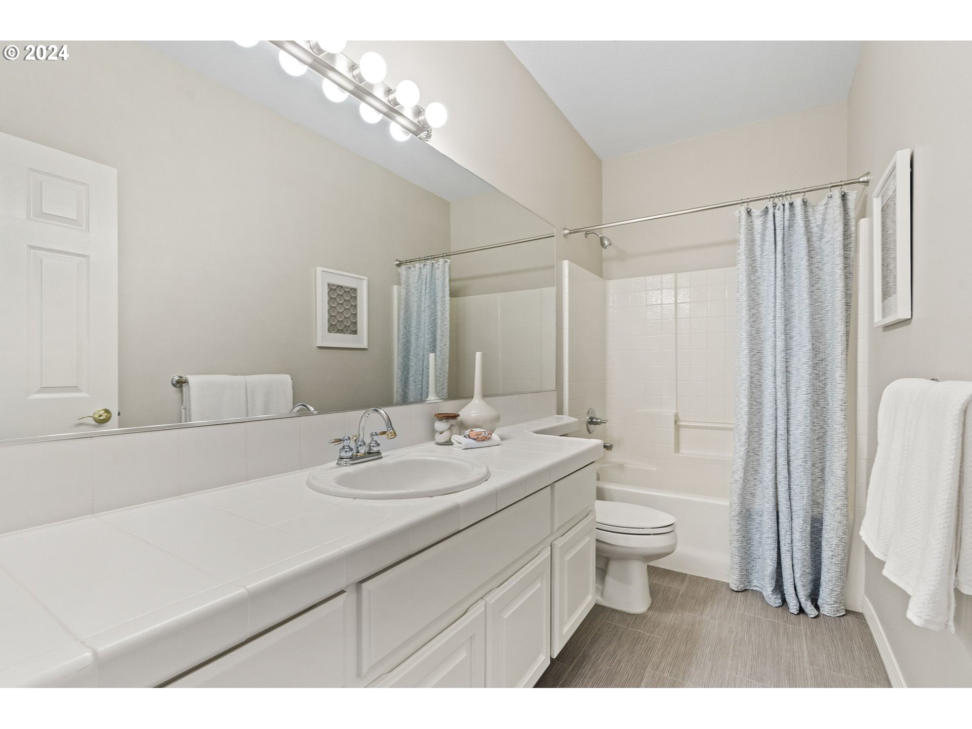 14349 NW LILIUM DR