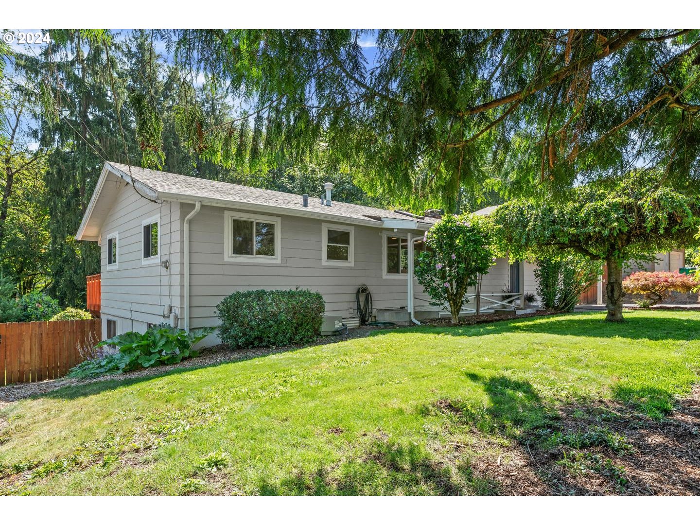 9440 SW 49TH AVE