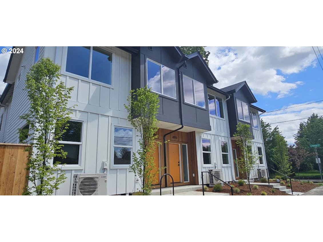 5221 SE Boise ST