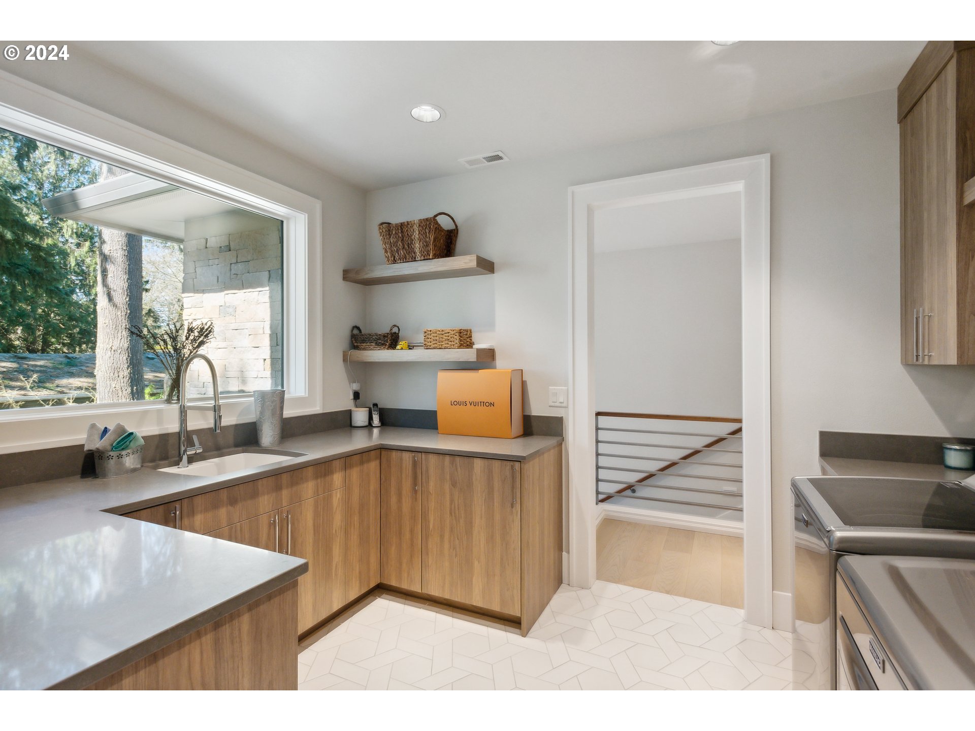 3096 WEMBLEY PARK RD