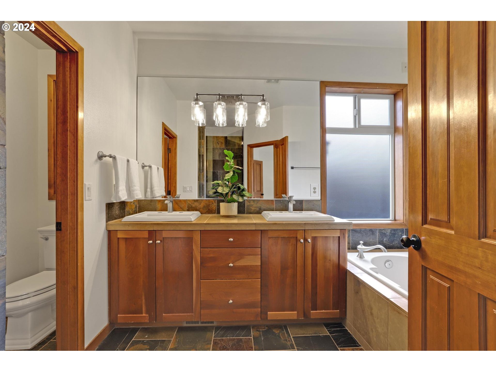 13310 NW HARTFORD ST