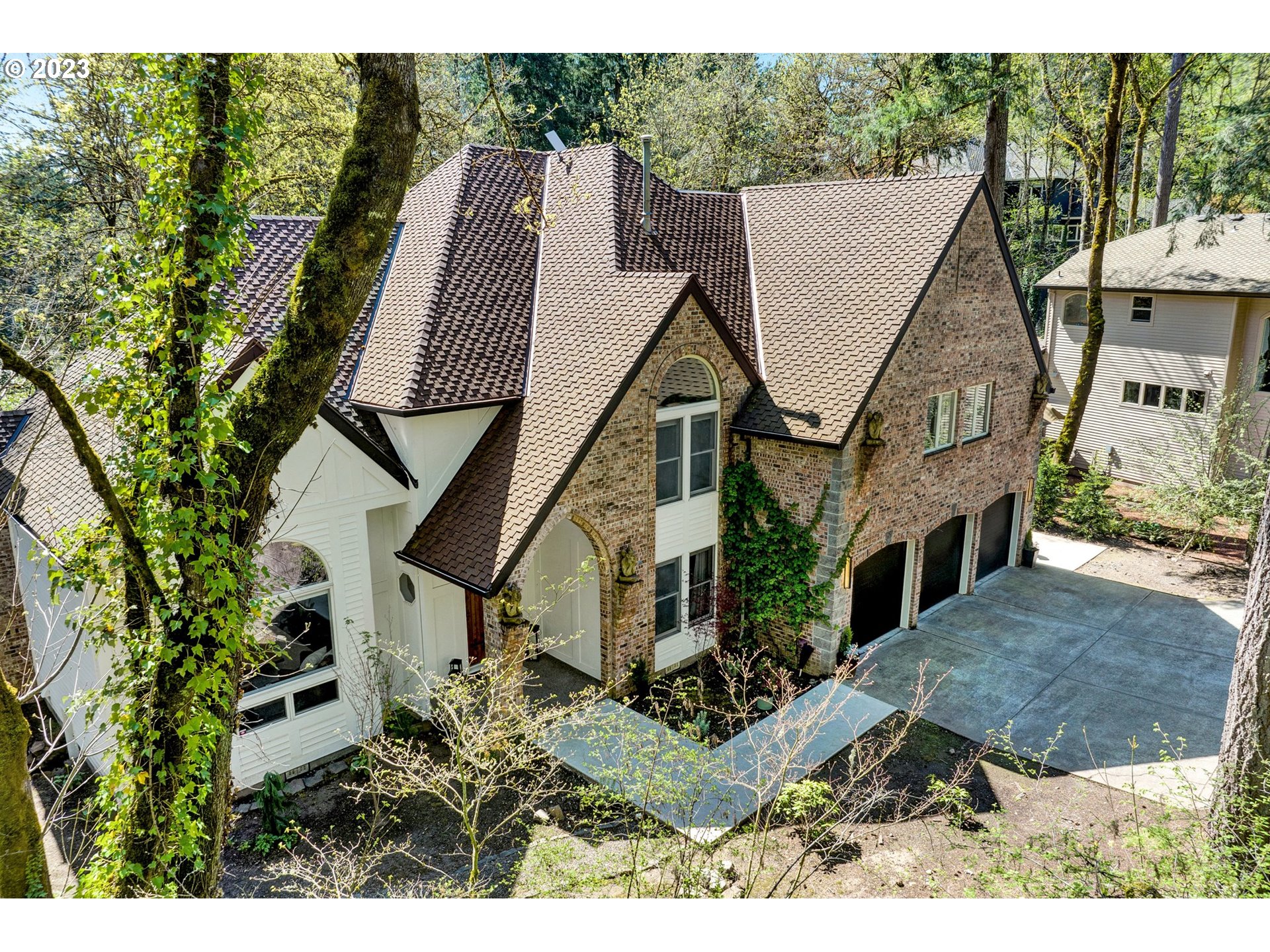 15203 LILY BAY CT