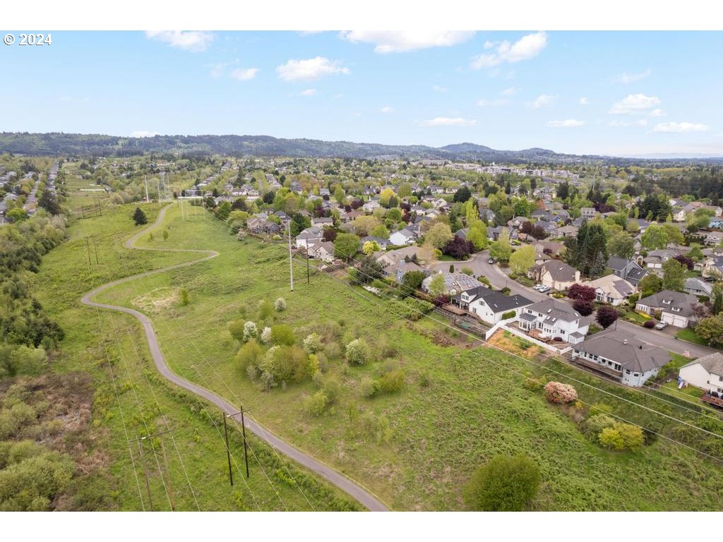 16727 NW WATERFORD WAY