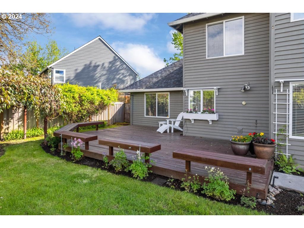 16727 NW WATERFORD WAY