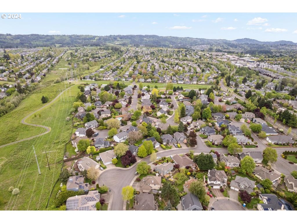 16727 NW WATERFORD WAY