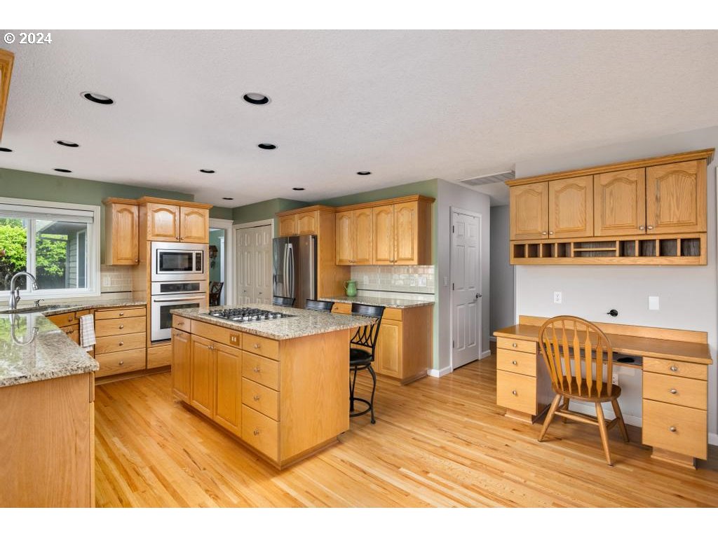 16727 NW WATERFORD WAY