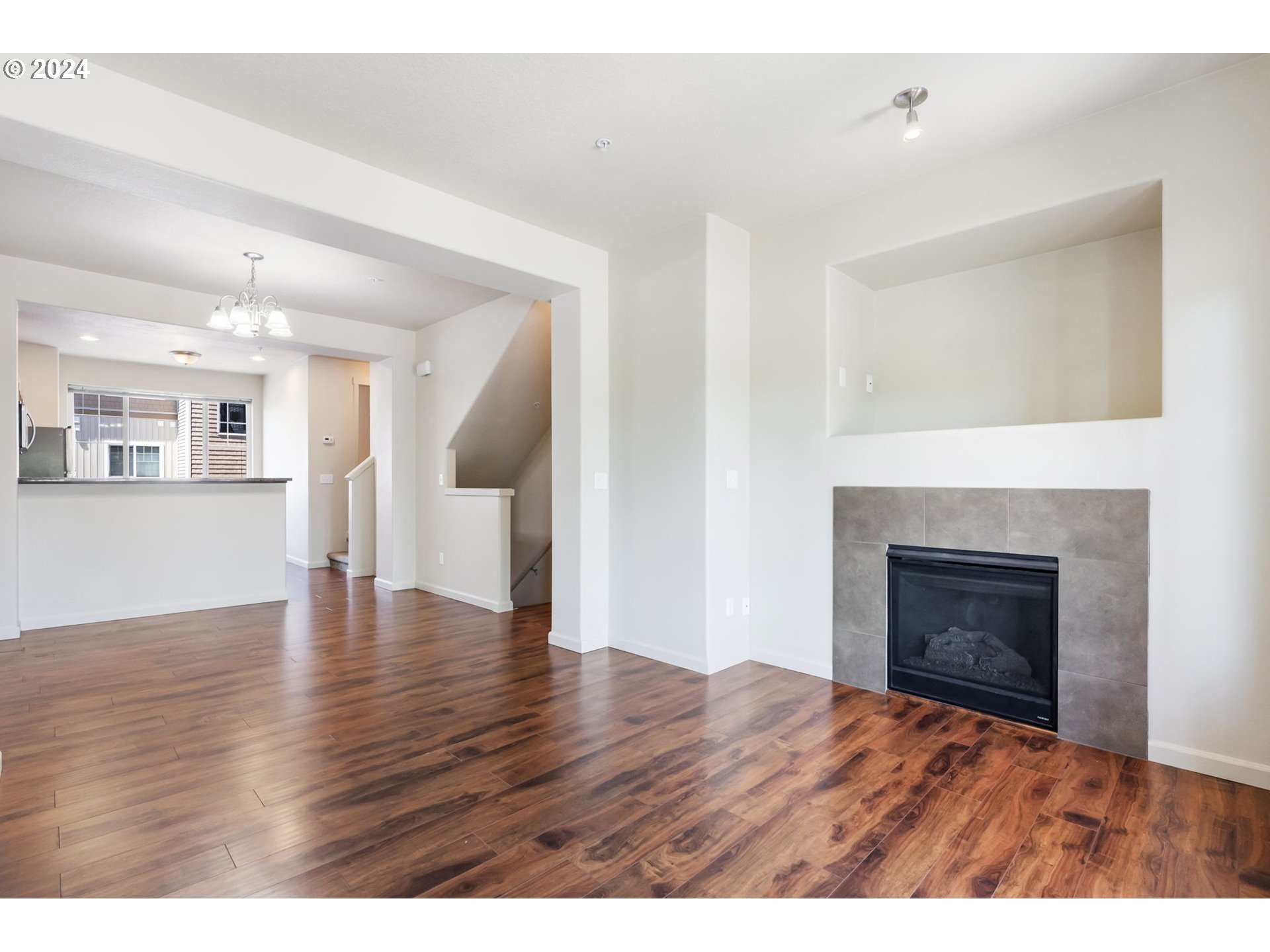 575 NW 118TH AVE 104