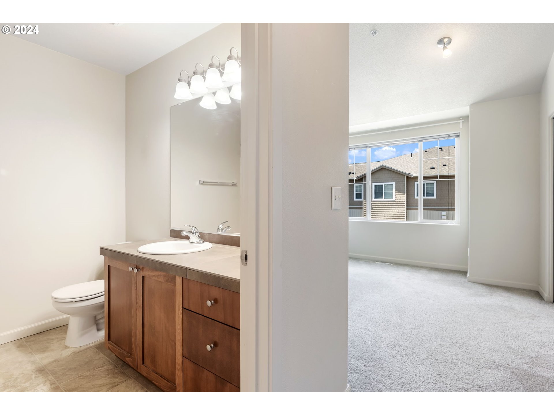 575 NW 118TH AVE 104