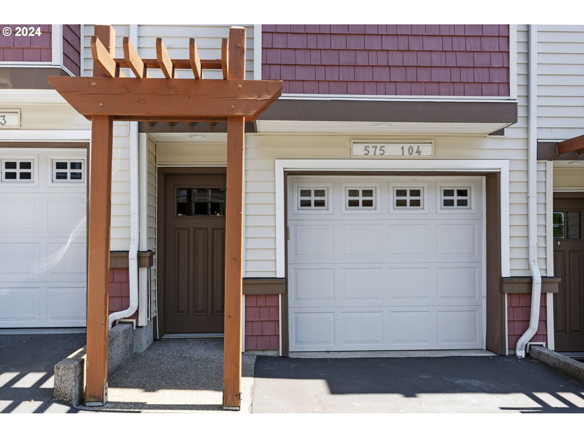 575 NW 118TH AVE 104