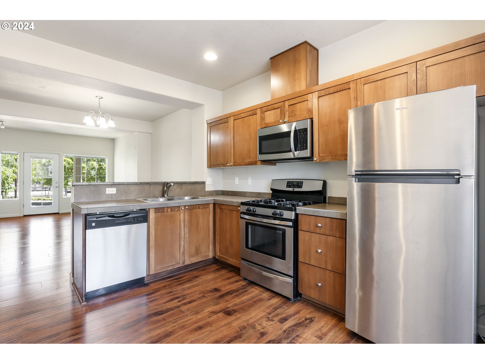 575 NW 118TH AVE 104