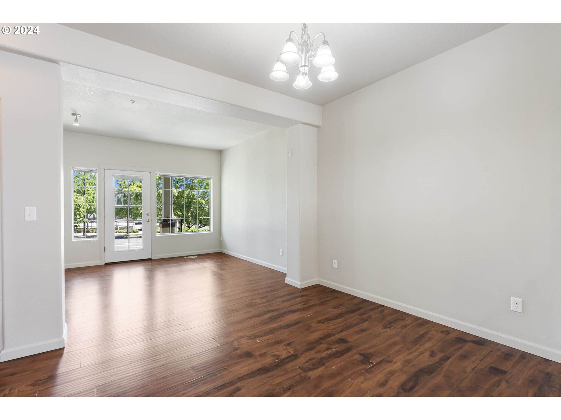 575 NW 118TH AVE 104