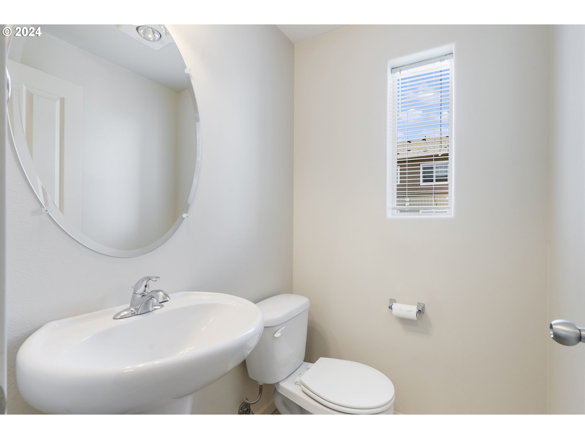 575 NW 118TH AVE 104