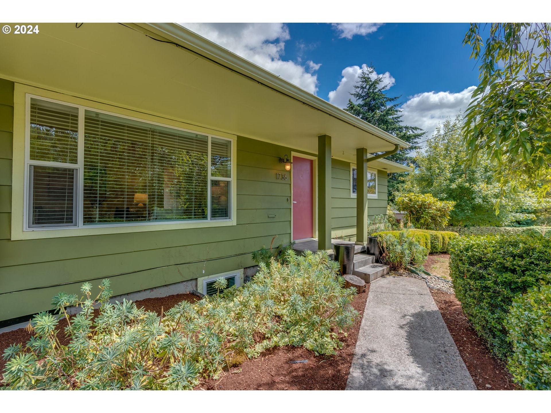 1736 SE 76TH AVE