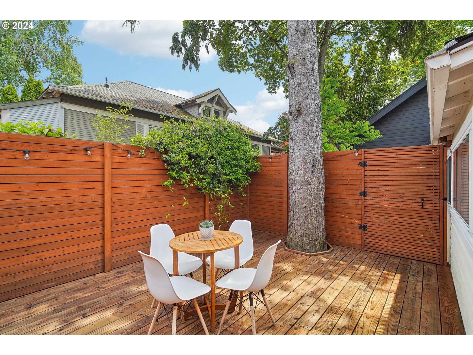 112 NE 29TH AVE