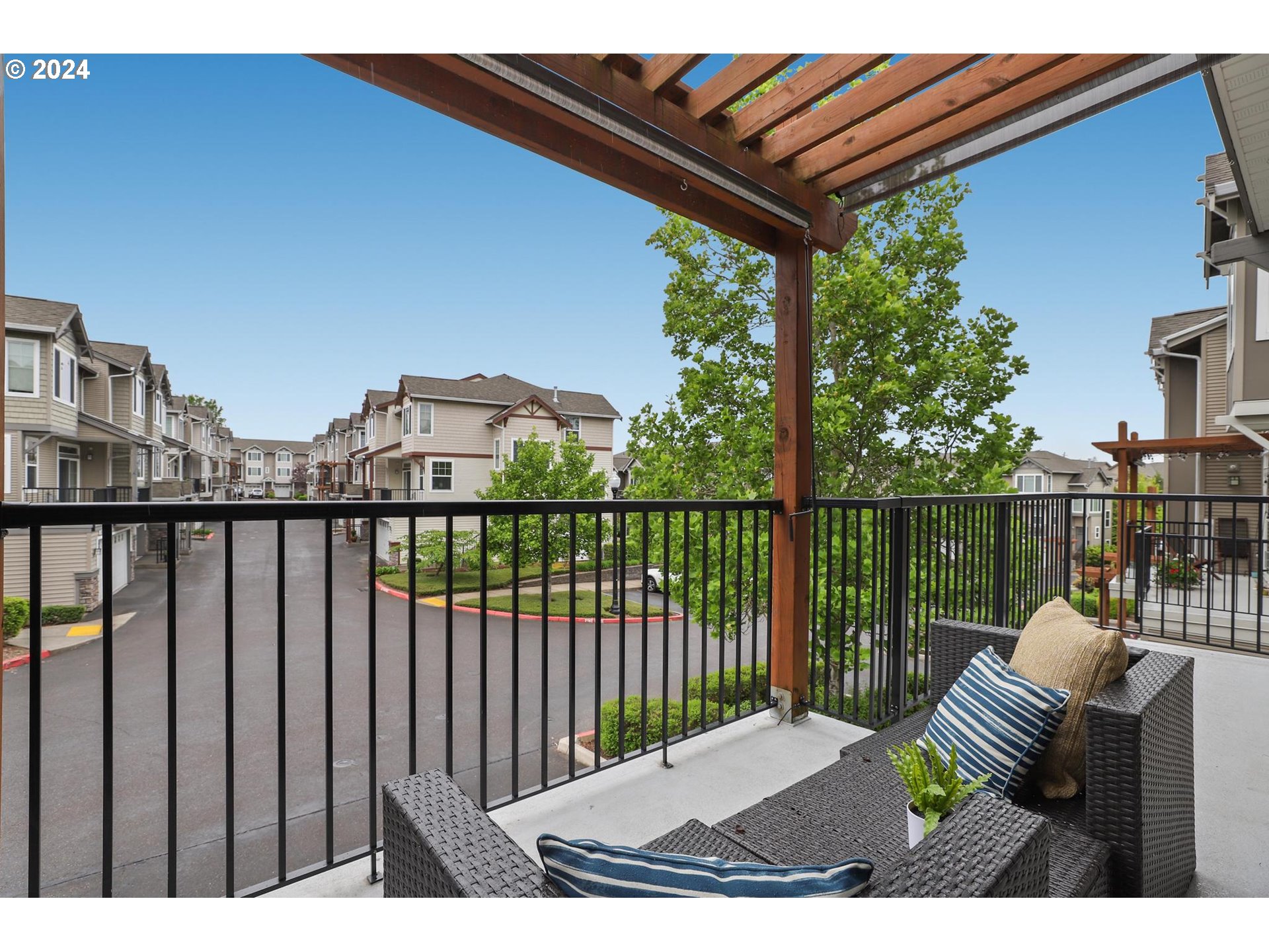 800 NW 118TH AVE 101