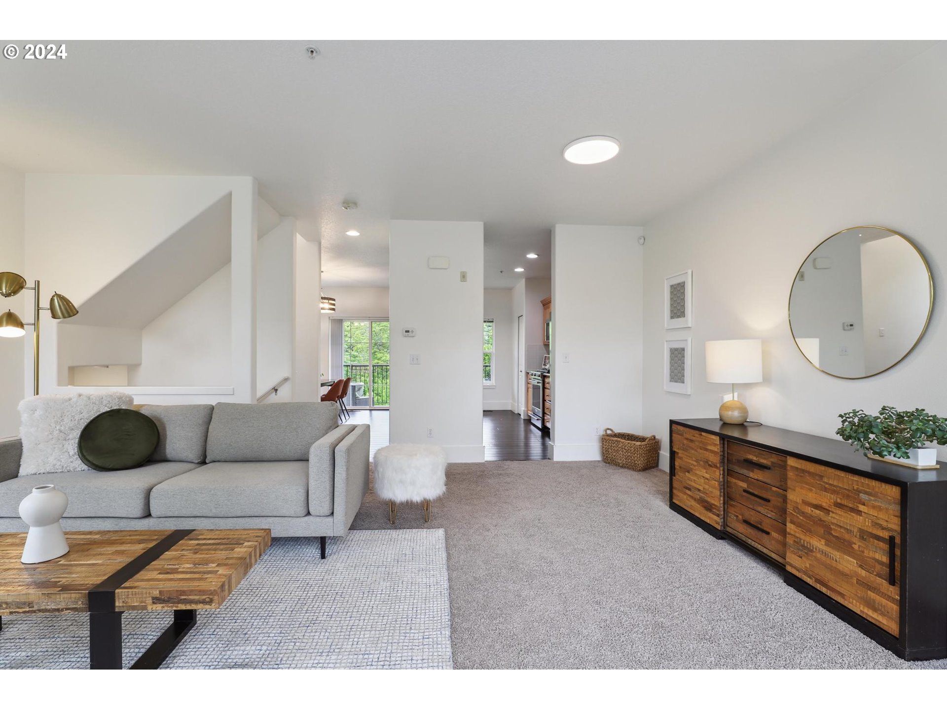 800 NW 118TH AVE 101