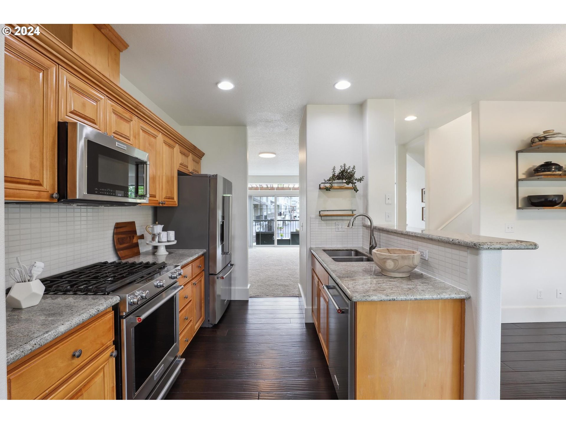 800 NW 118TH AVE 101