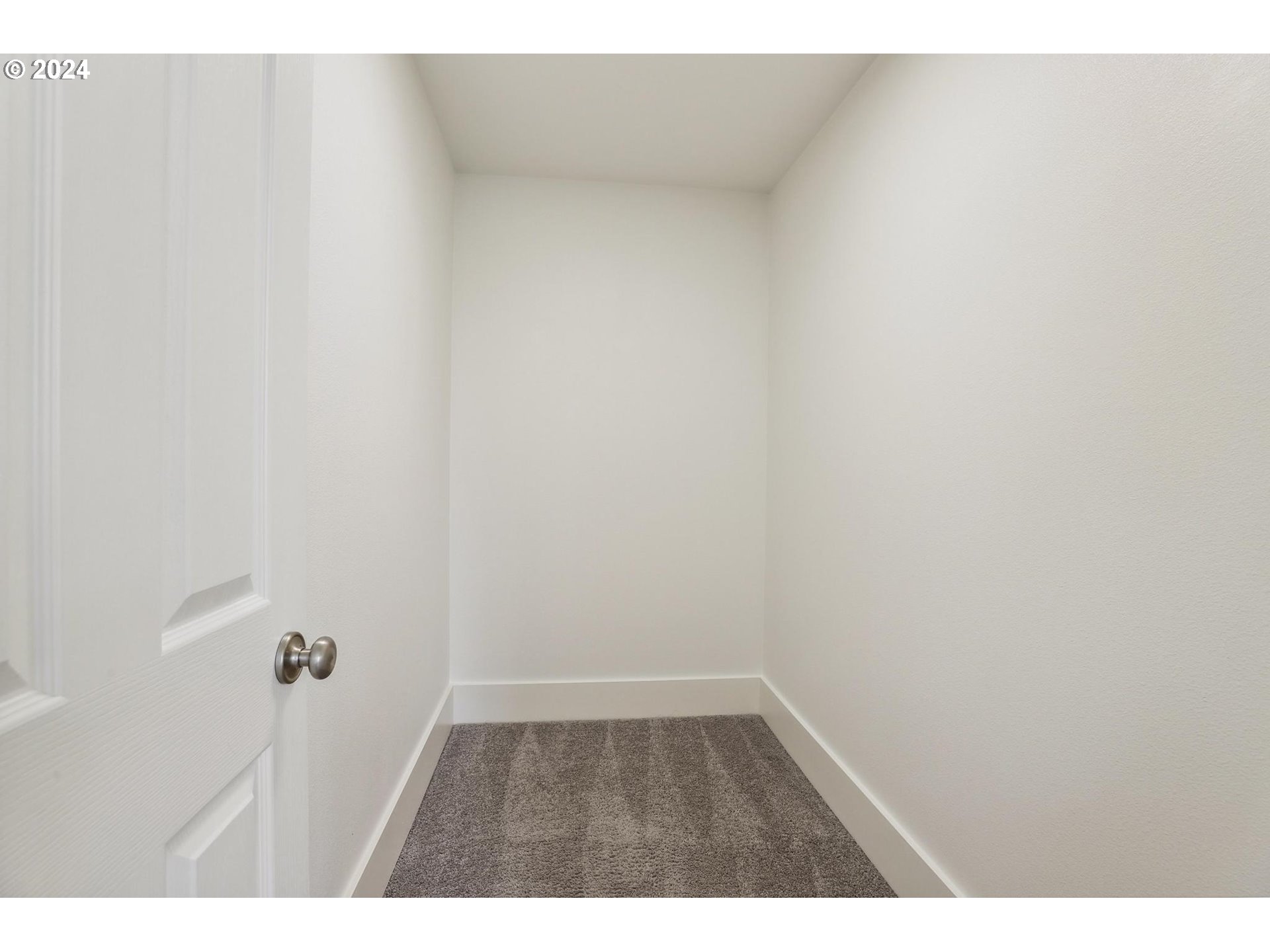 800 NW 118TH AVE 101