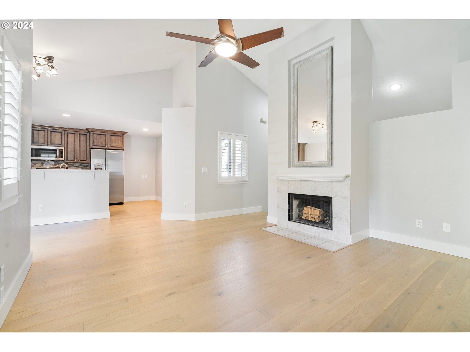 5225 JEAN RD 501