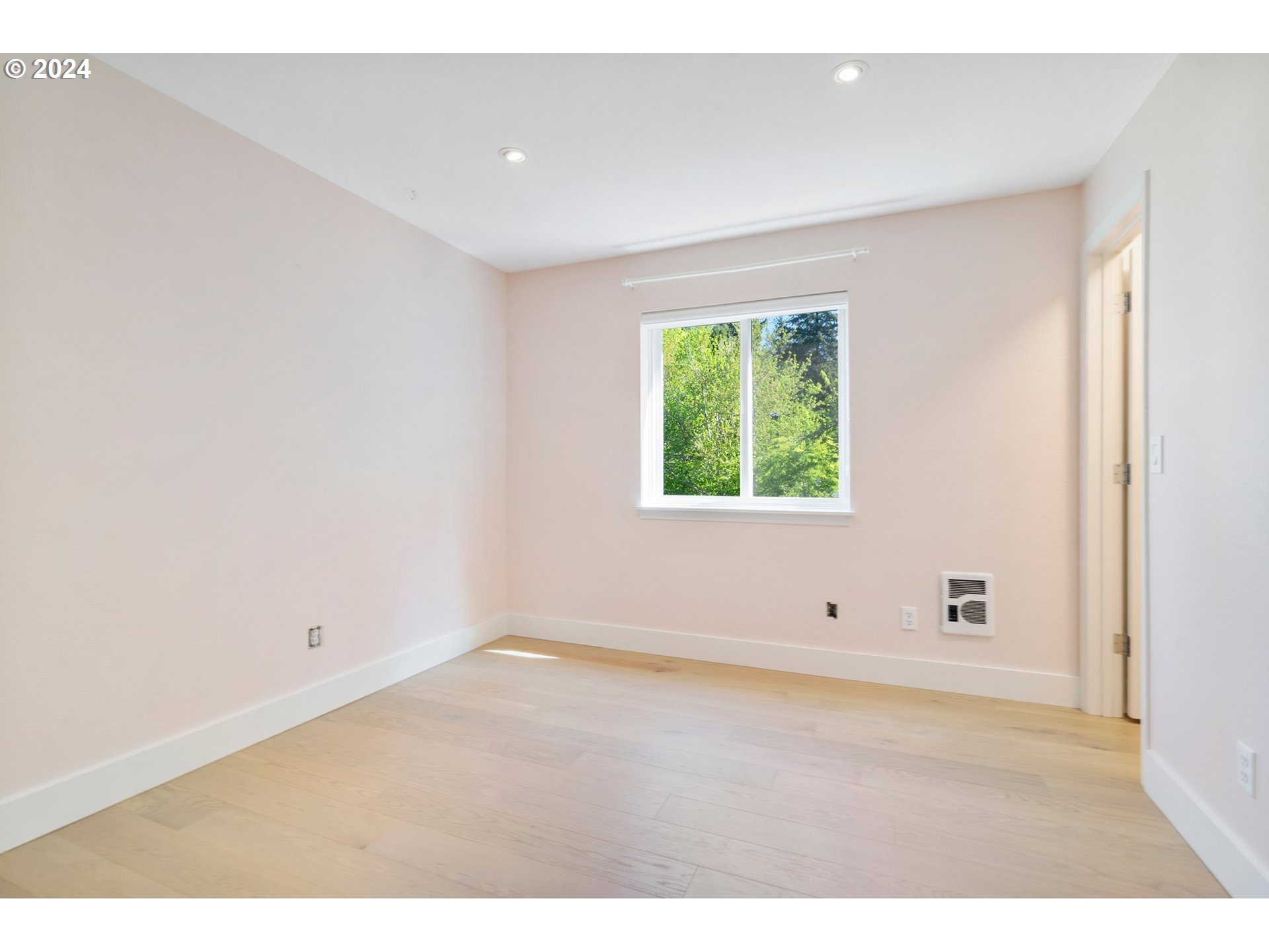 5225 JEAN RD 501