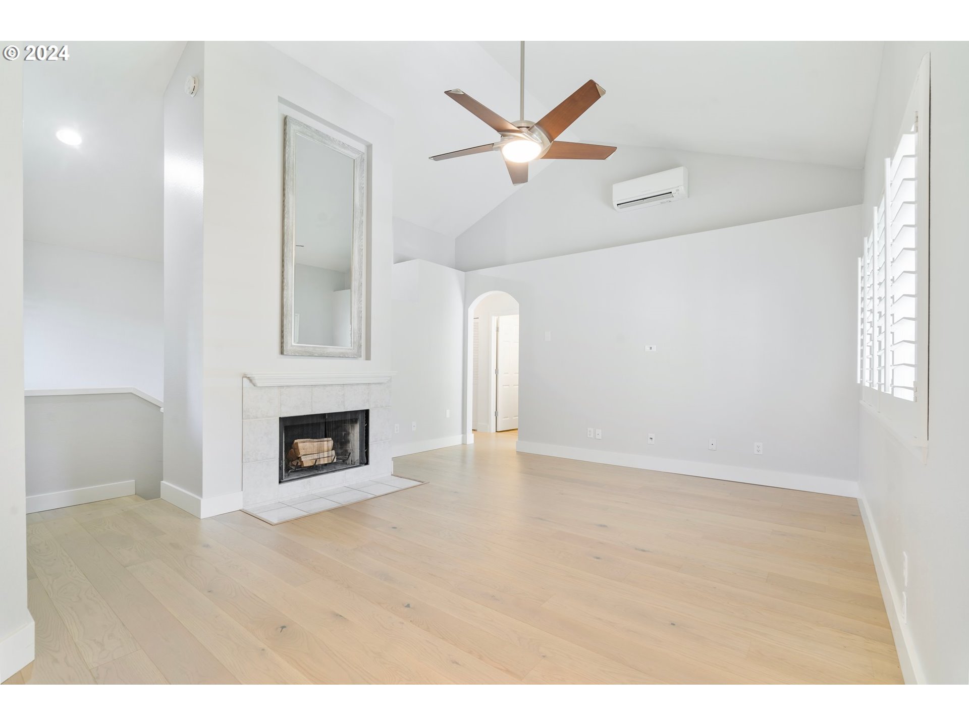 5225 JEAN RD 501