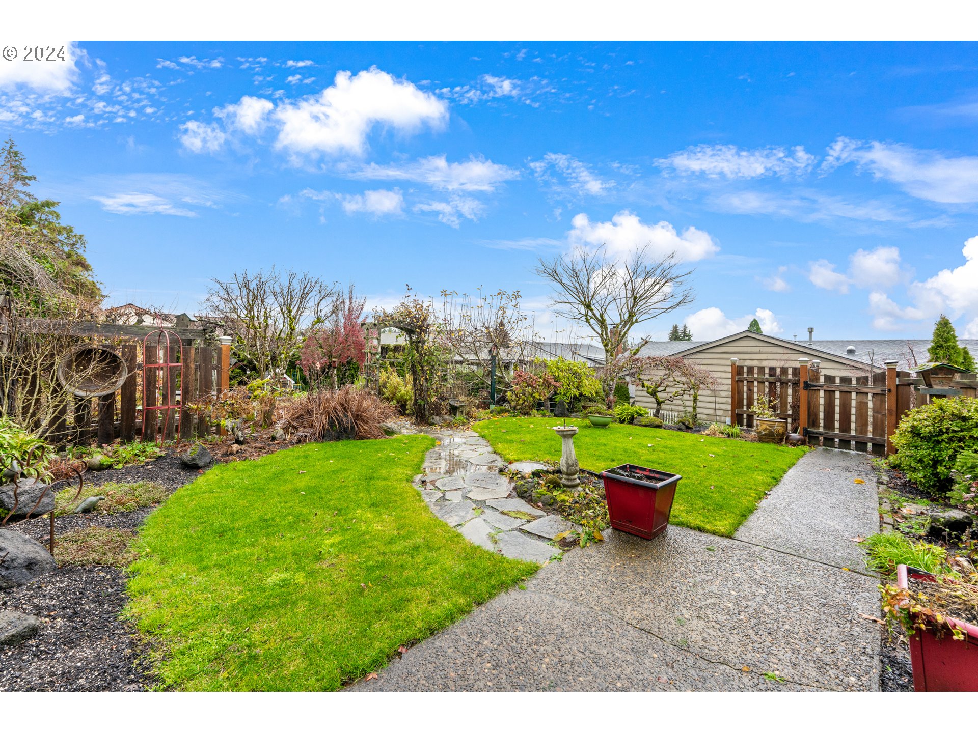 10435 SW HIGHLAND DR