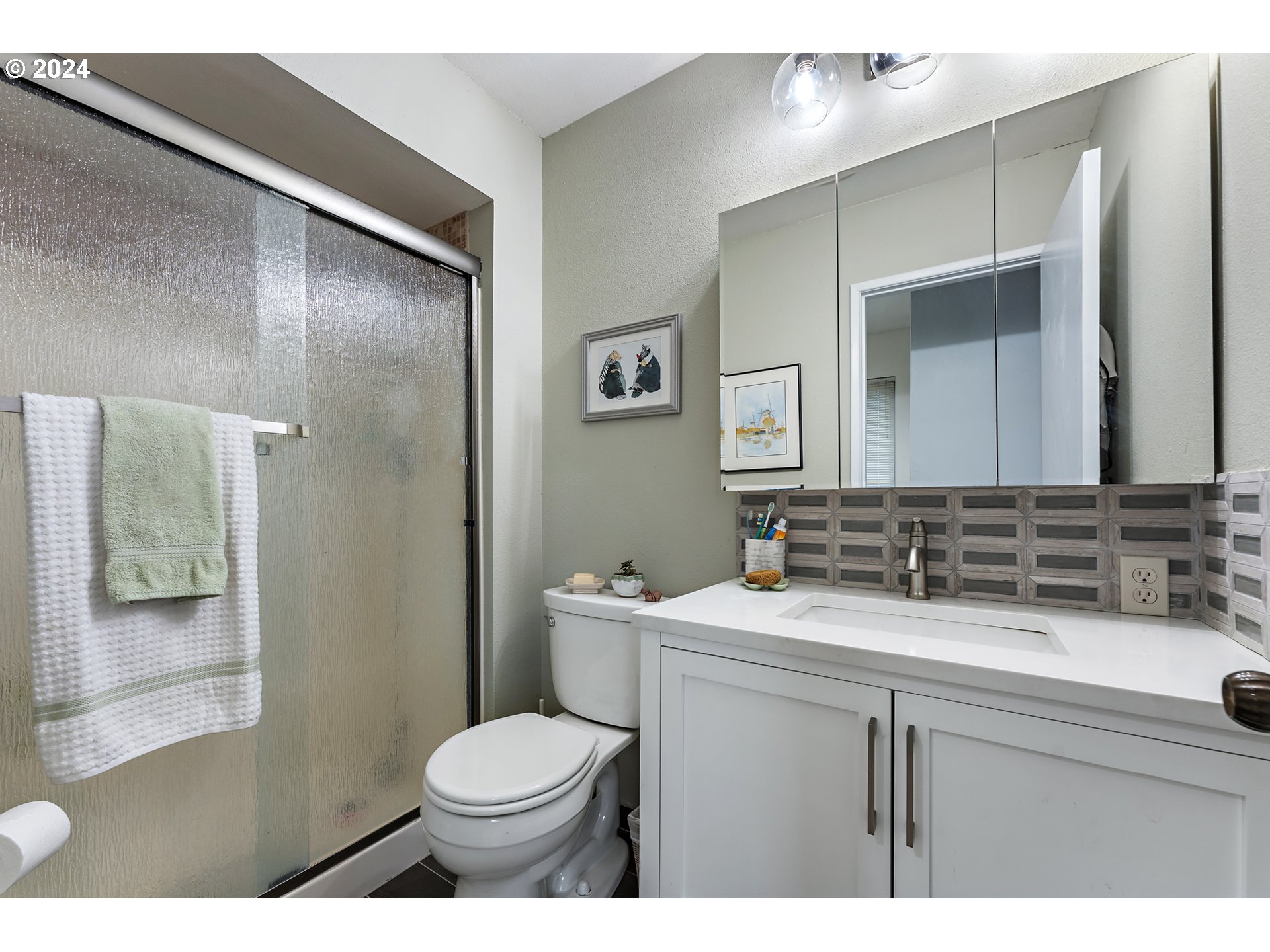 10435 SW HIGHLAND DR