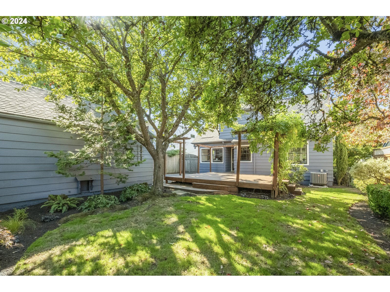 4050 NE 29TH AVE