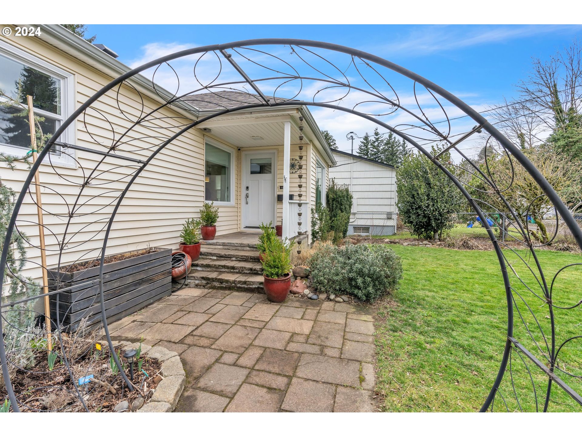 2531 NE 107TH AVE