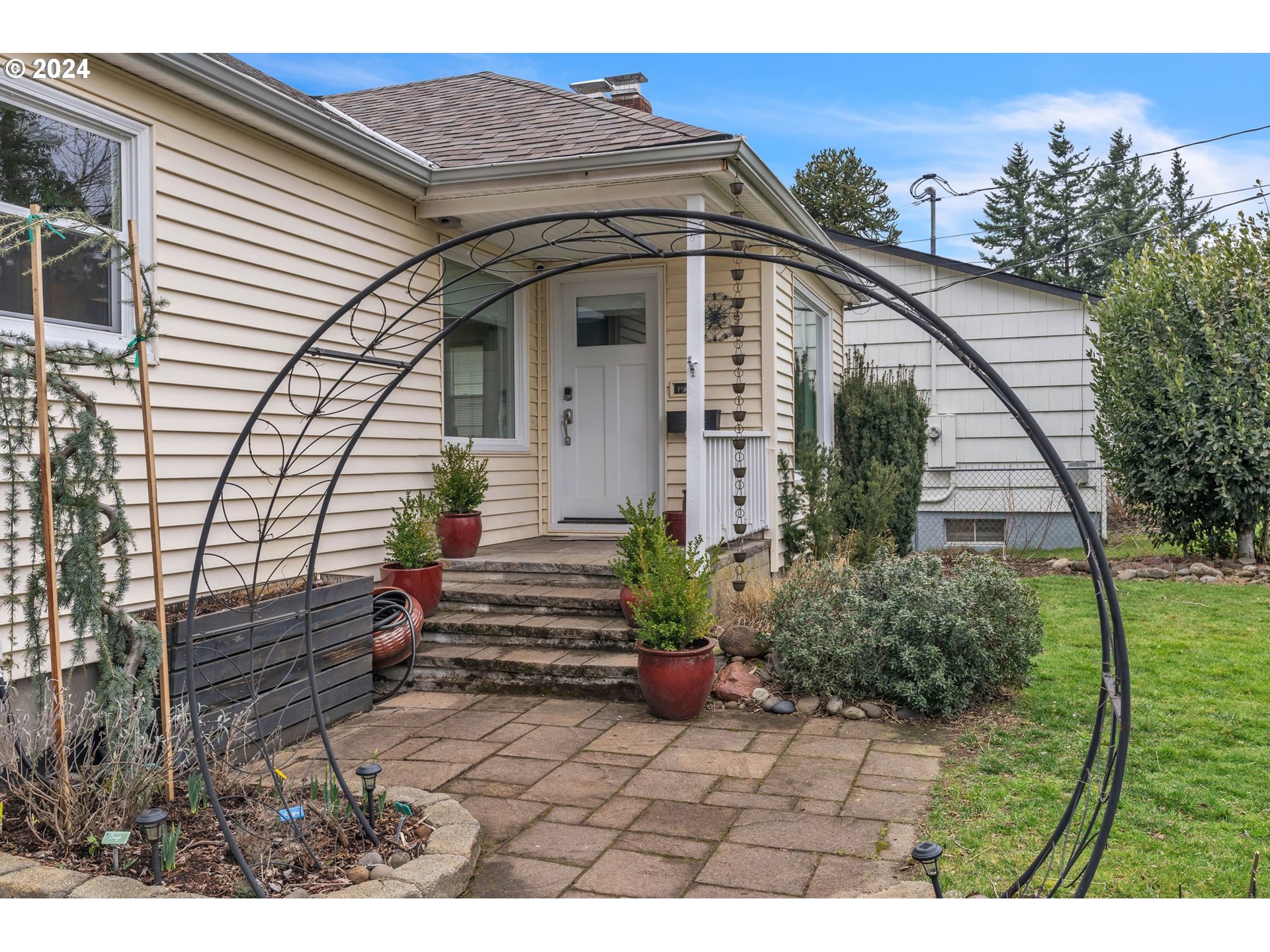2531 NE 107TH AVE