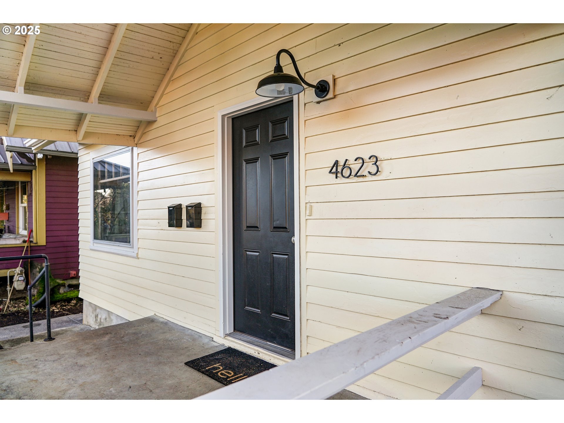 4623 SE 64TH A + B AVE