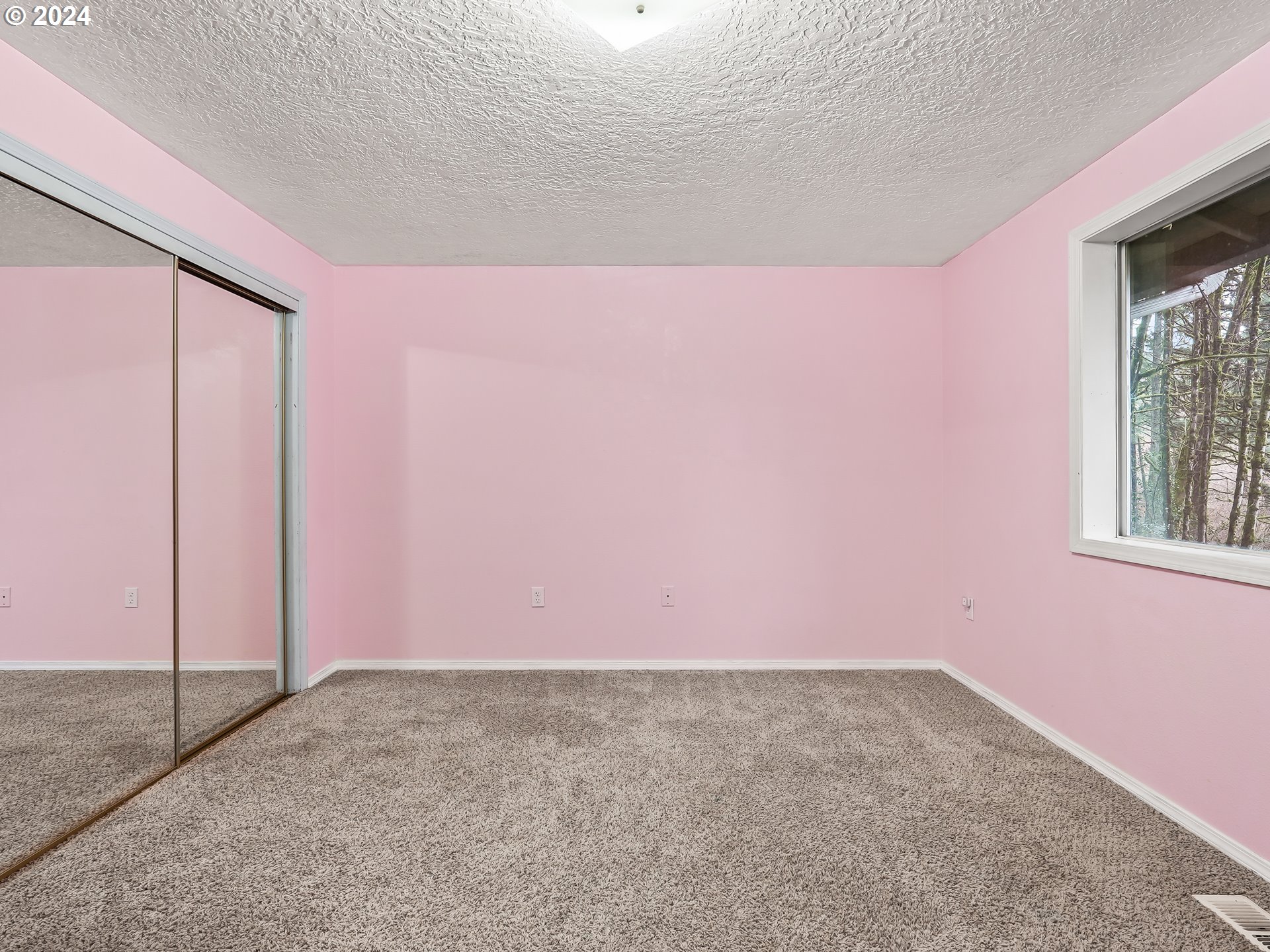 17300 SE FOREST HILL DR