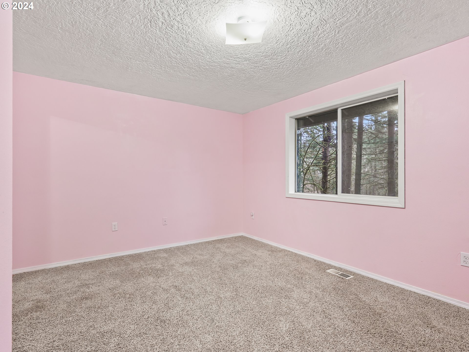 17300 SE FOREST HILL DR