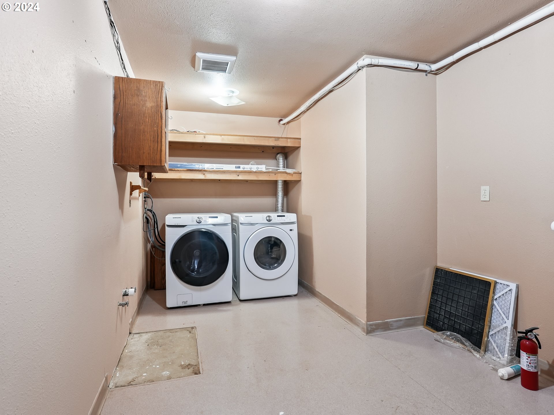 17300 SE FOREST HILL DR