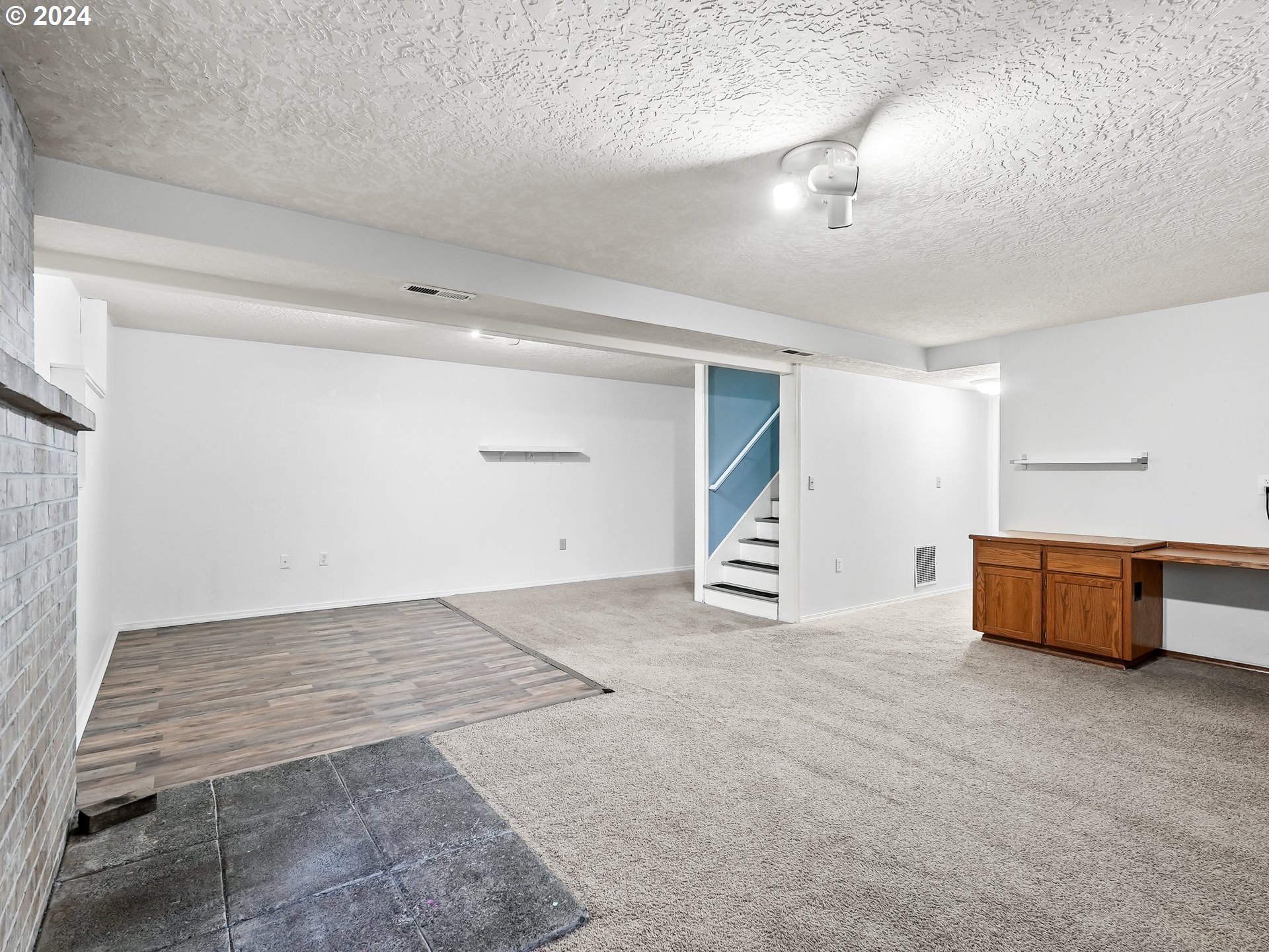 17300 SE FOREST HILL DR