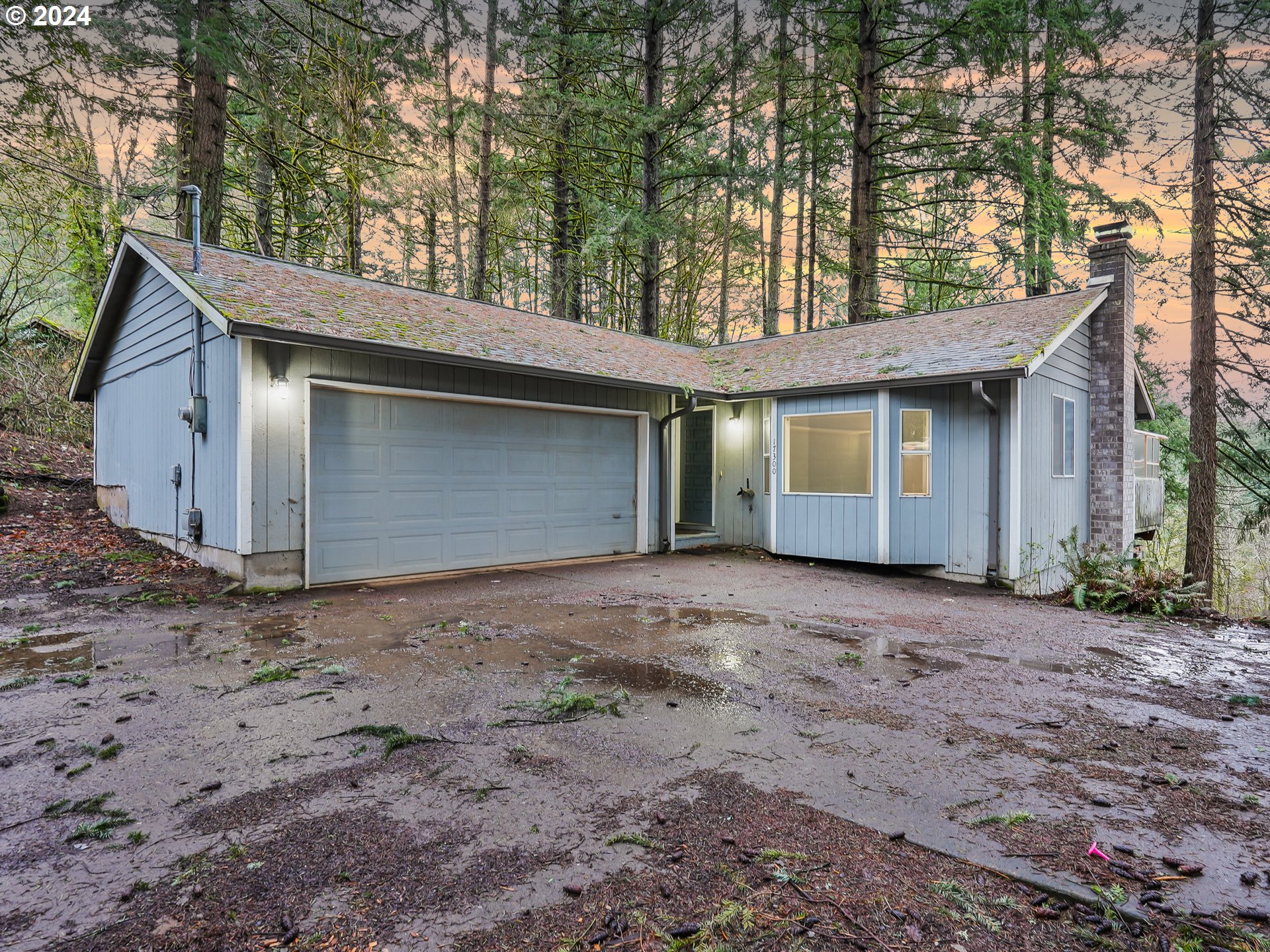 17300 SE FOREST HILL DR