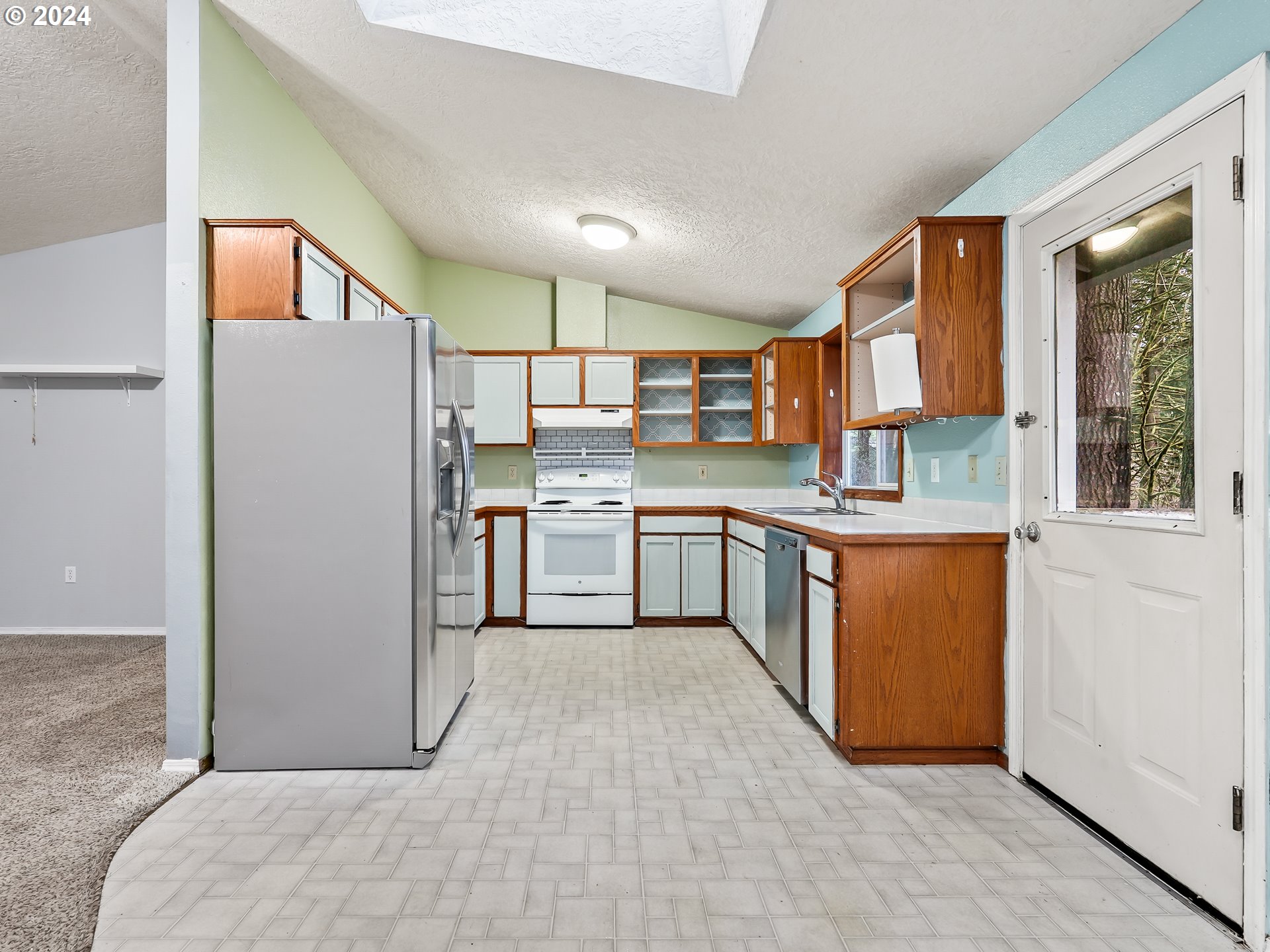 17300 SE FOREST HILL DR