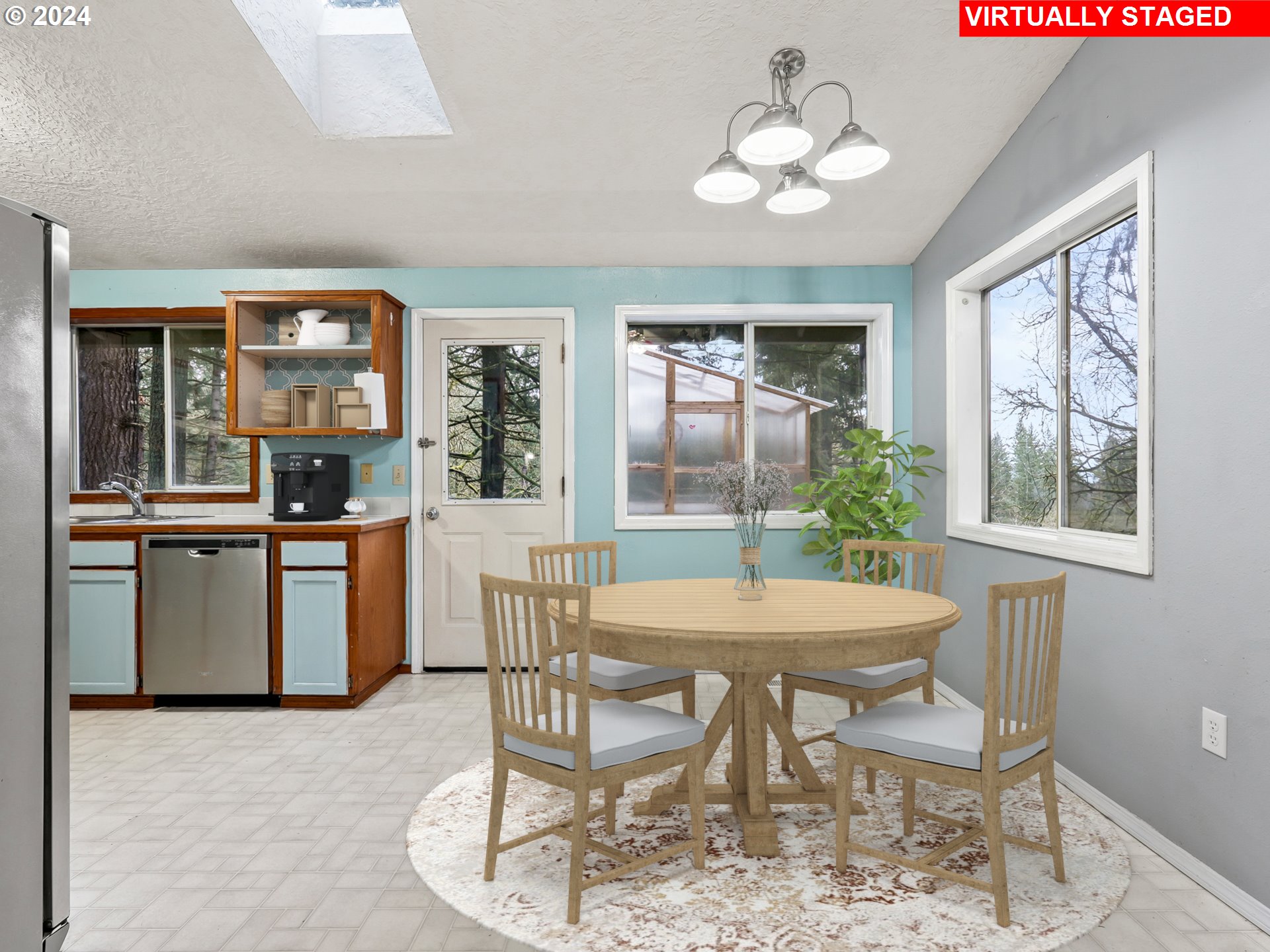 17300 SE FOREST HILL DR