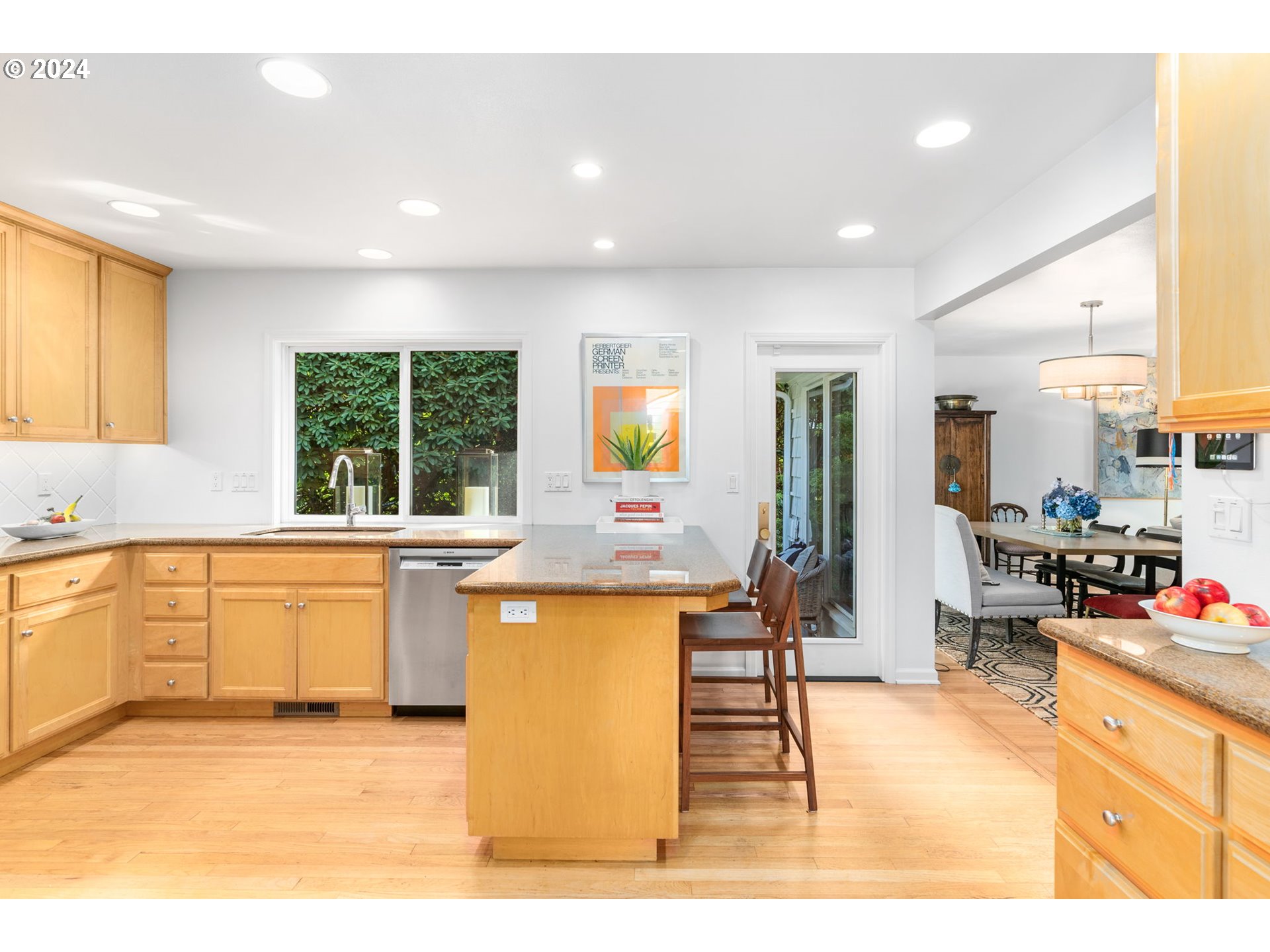 4749 NW WOODSIDE TER