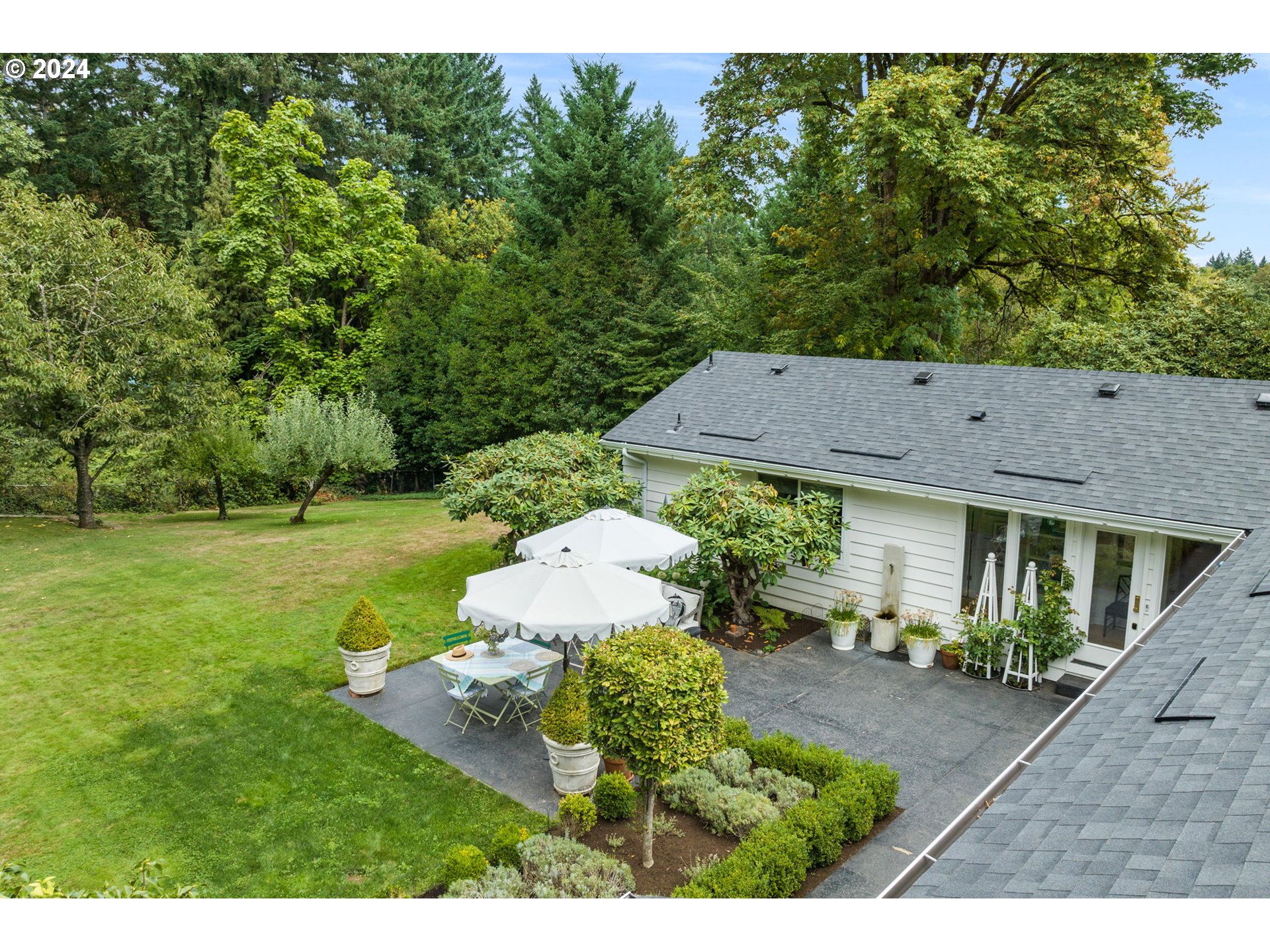4749 NW WOODSIDE TER