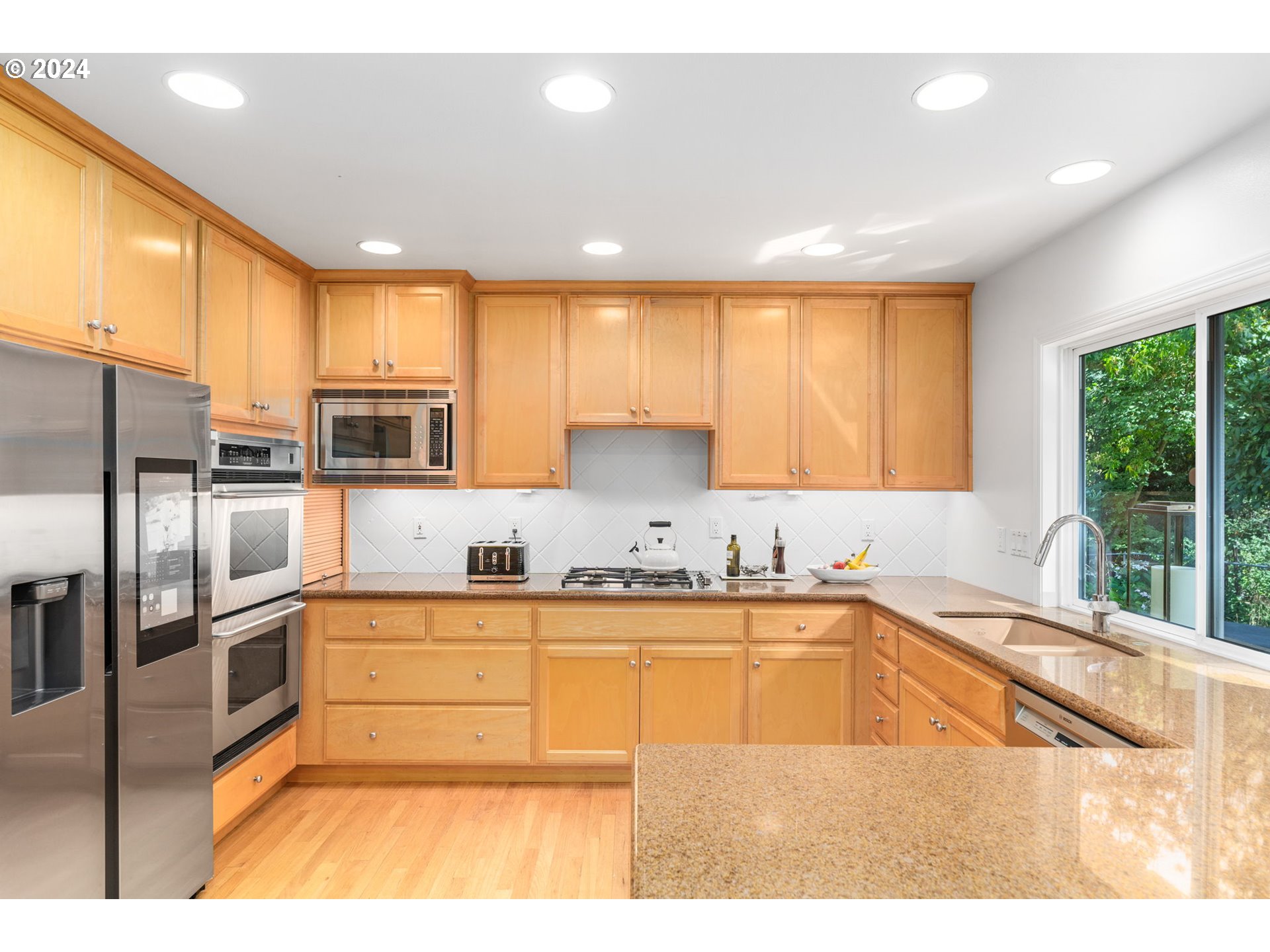 4749 NW WOODSIDE TER