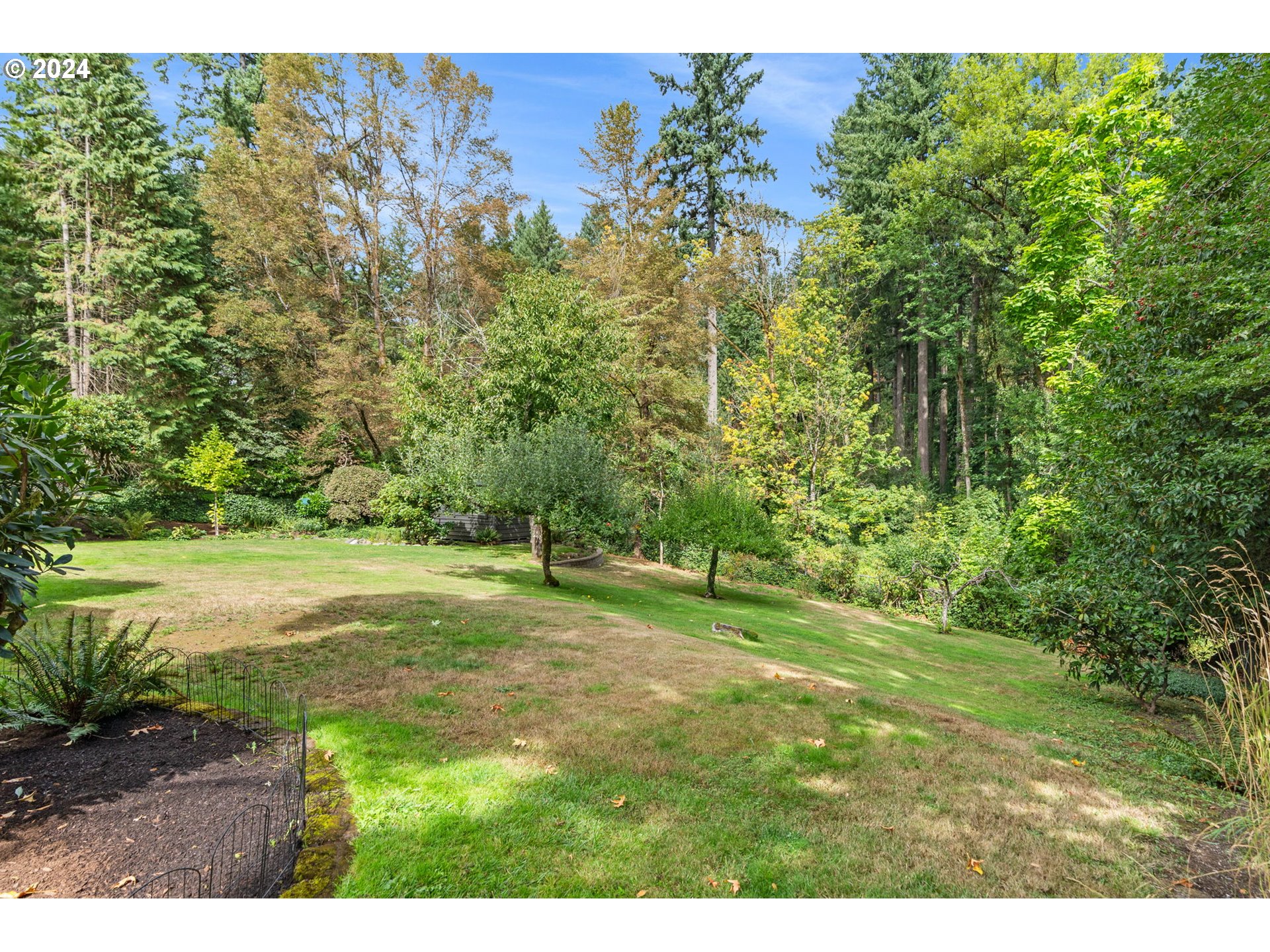 4749 NW WOODSIDE TER