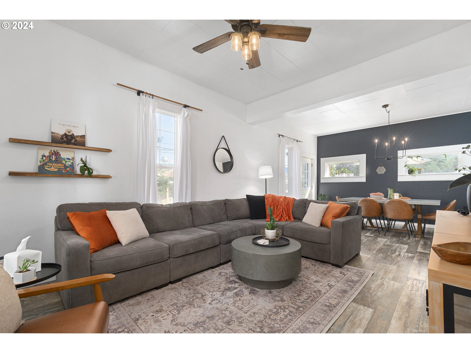 475 W 9TH AVE