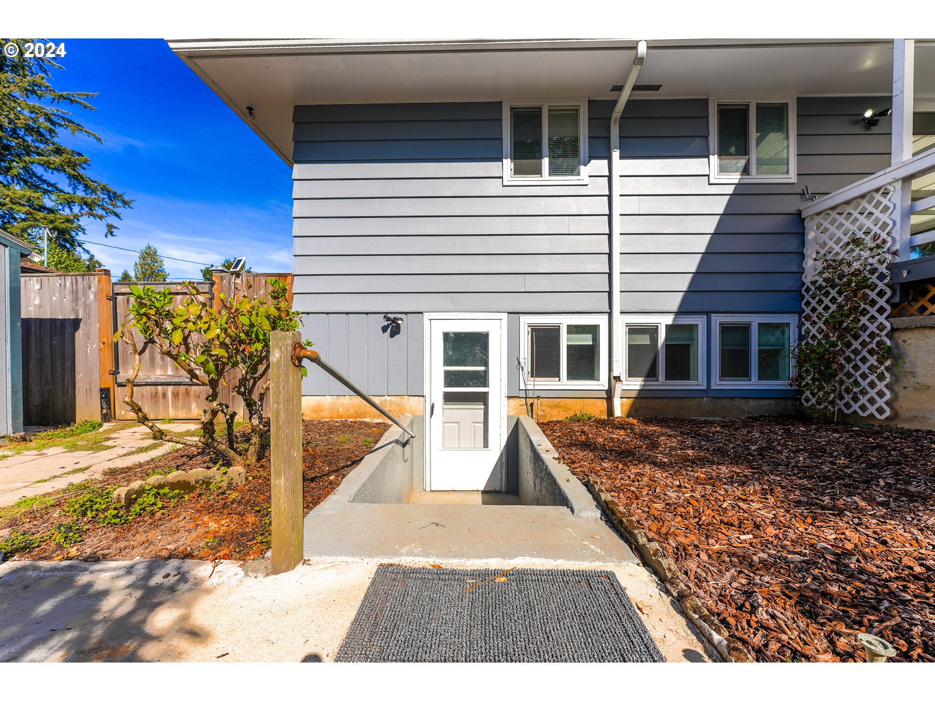 5508 SE HARLENE ST