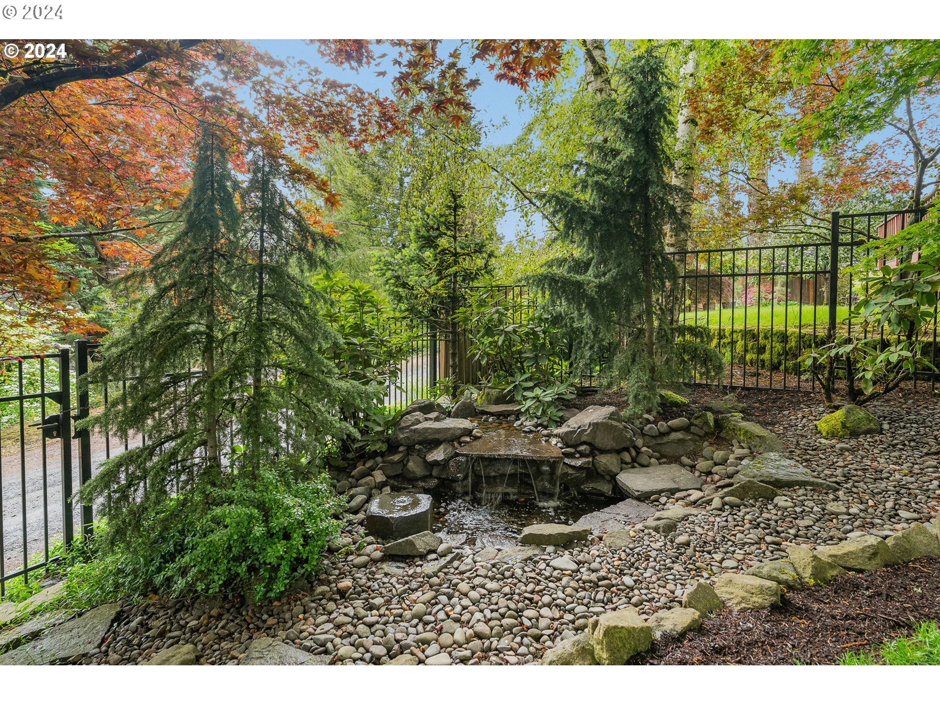 15060 SW HIGHPOINT DR