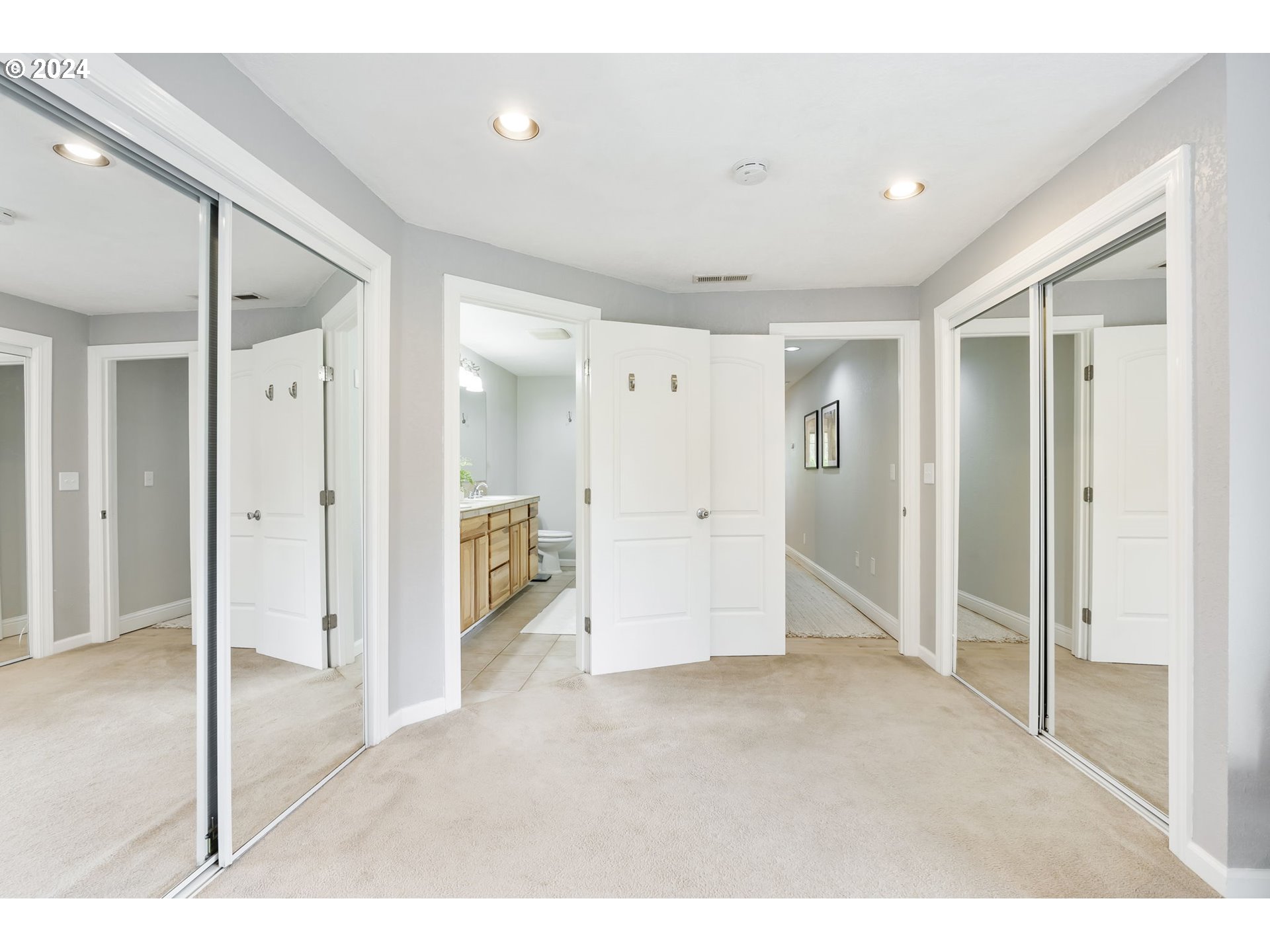 29322 SW COURTSIDE DR