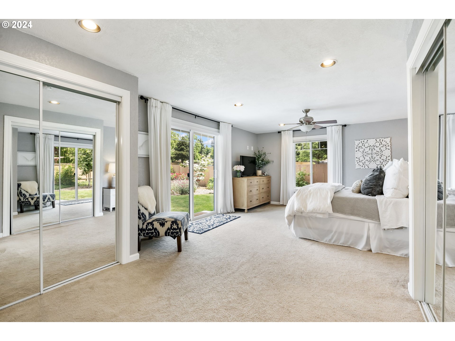 29322 SW COURTSIDE DR