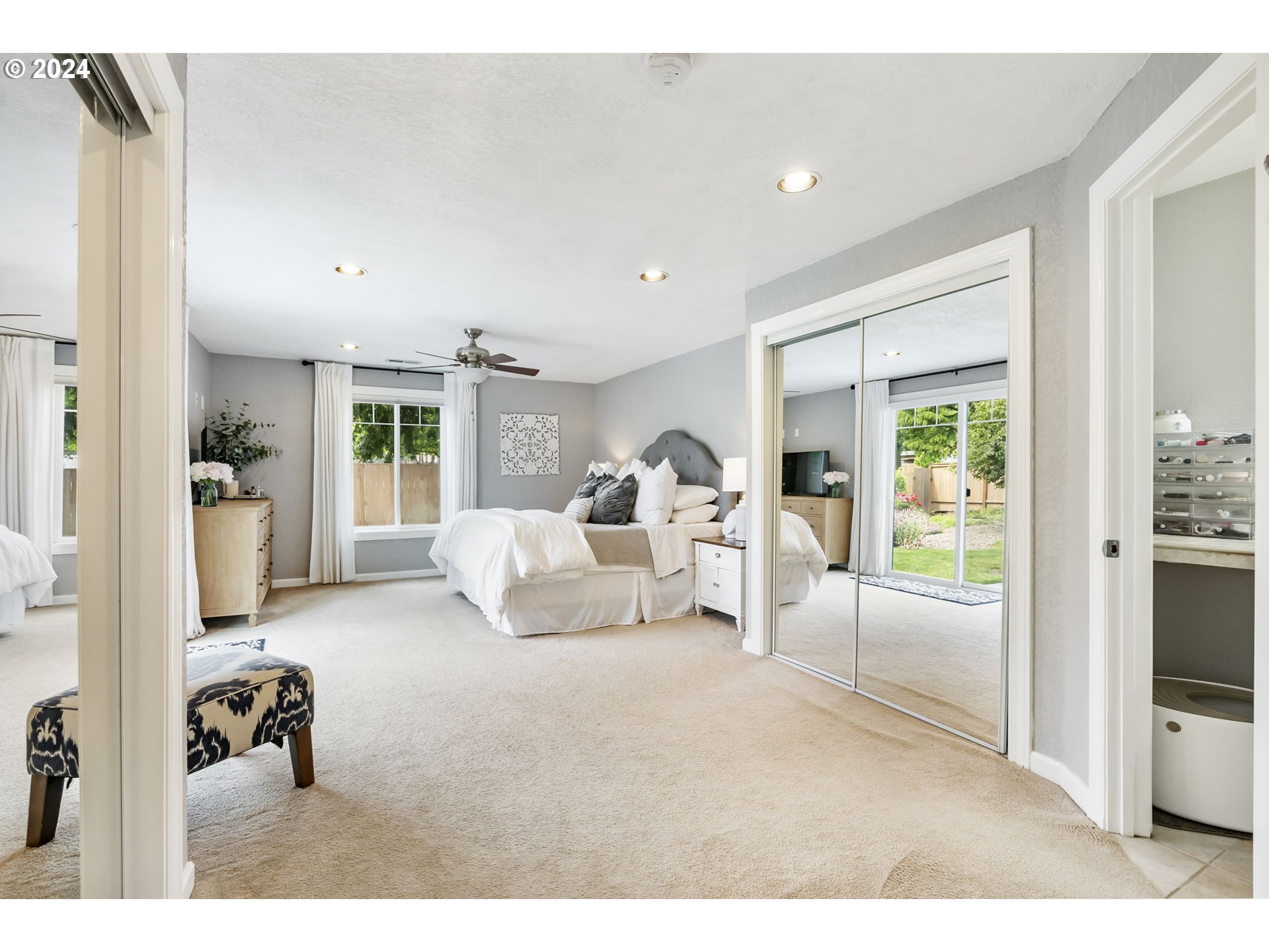 29322 SW COURTSIDE DR
